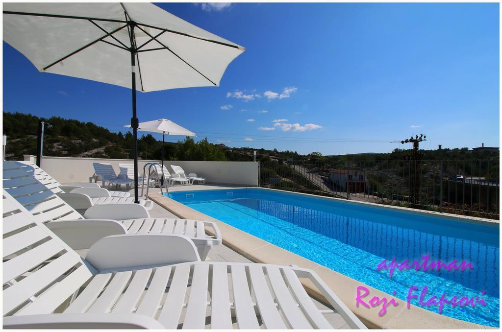 Apartments Huljev พรีมอชเตน ภายนอก รูปภาพ