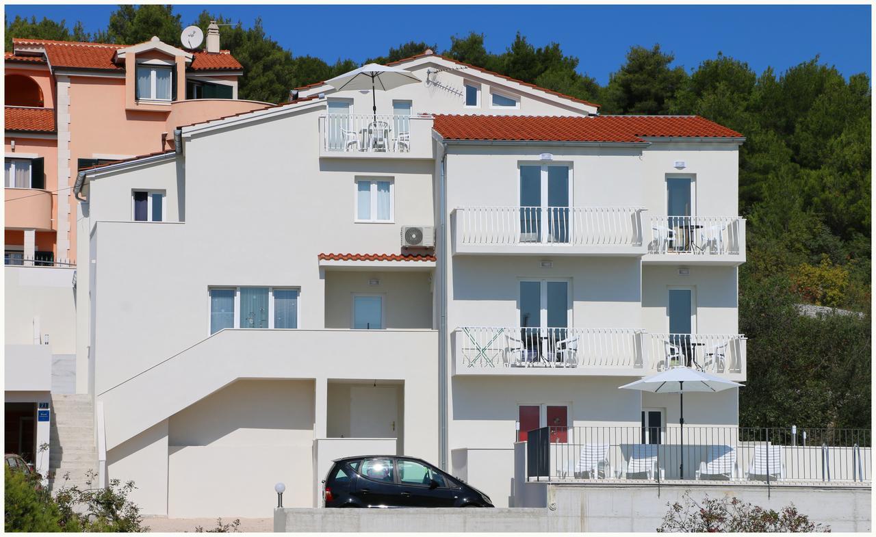 Apartments Huljev พรีมอชเตน ภายนอก รูปภาพ