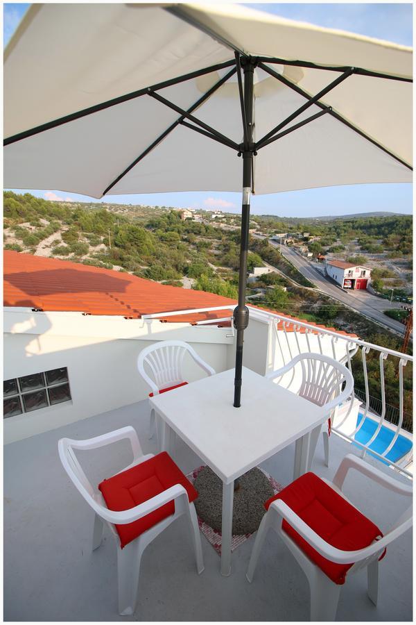 Apartments Huljev พรีมอชเตน ภายนอก รูปภาพ