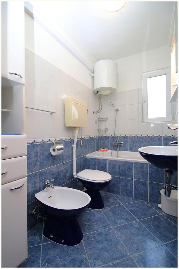 Apartments Huljev พรีมอชเตน ภายนอก รูปภาพ